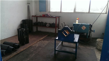 大連石油大型閥門(mén)壓力測(cè)試現(xiàn)場(chǎng)