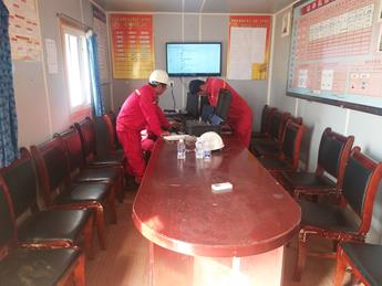 長(zhǎng)慶油田采油十一廠油井井口壓力測(cè)試裝置圖片6