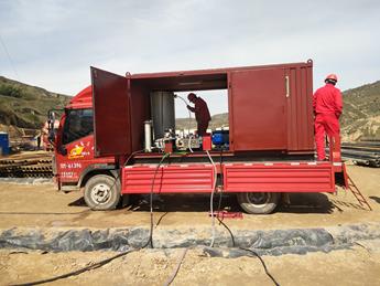 長(zhǎng)慶油田采油十一廠油井井口壓力測(cè)試裝置圖片2