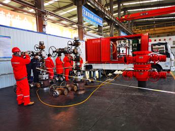 中石油渤海裝備車載式氦氣壓力測(cè)試裝置圖片6